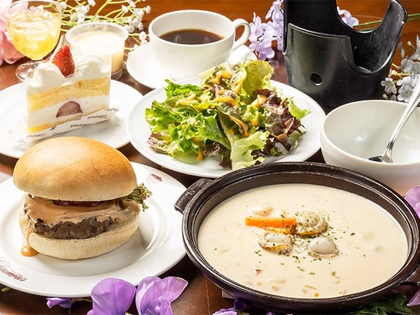 ■【山梨】ときめき満開☆ 早春スイーツ旅♪ 初登場いちごショートケーキ+デザート&いちご狩り W食べ放題 × 圧巻のひな飾り × 春色ガーデンさんぽ2